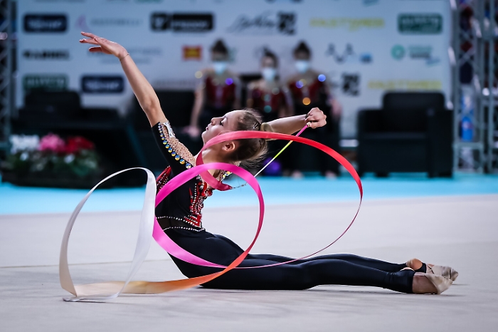 110924028-ec6131c8-b347-4219-b35d-6a3157a72e06