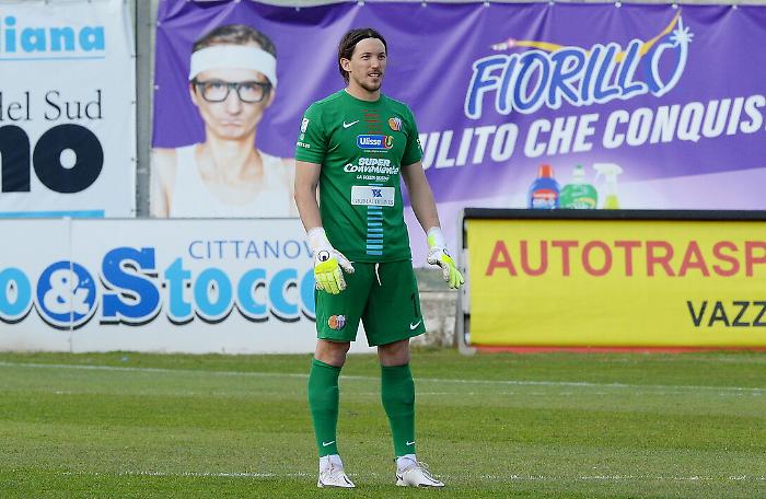 165135995-ba008b49-de0a-47b7-9ae9-dfe01fa73b3a