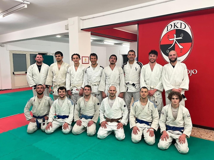 104834172-00285192-8ea5-489d-8b43-a62f31168cdd