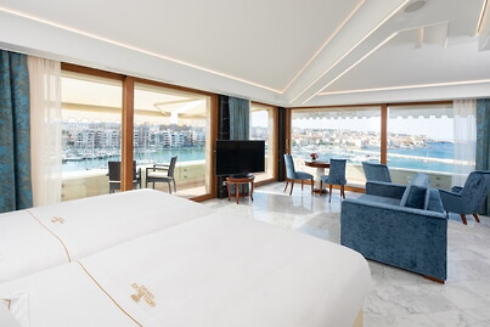 213407086-08d1e78a-1f2b-4ca6-9b6e-924d2190f2d1