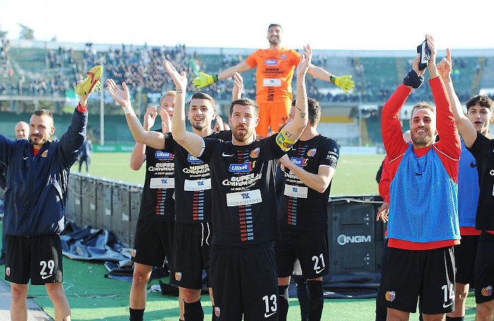 165657015-b1de765c-188d-4d43-847c-14384ddf0f88