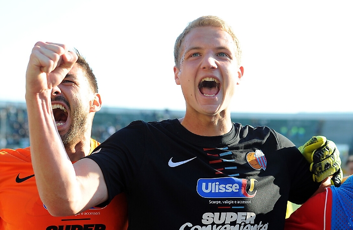 165931607-e383eff0-a617-40cb-a21f-1036c5bff53f