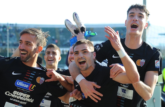 170027276-53415471-fd4f-475b-ac12-3295b28fa024