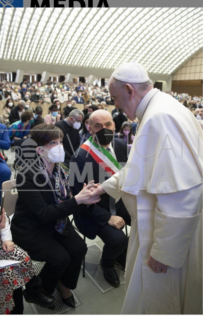 223144490-647516db-4f87-4843-908a-cbb7d4f6c470