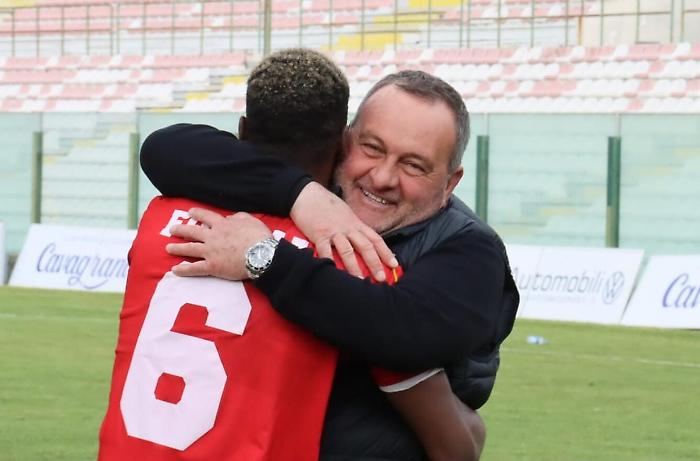 161141605-364400d8-0f7a-4440-8510-bc838cab34af