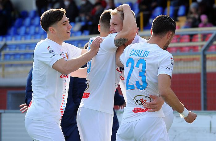 182157098-1fb5ba4a-b81c-42ee-a482-4009a7895202