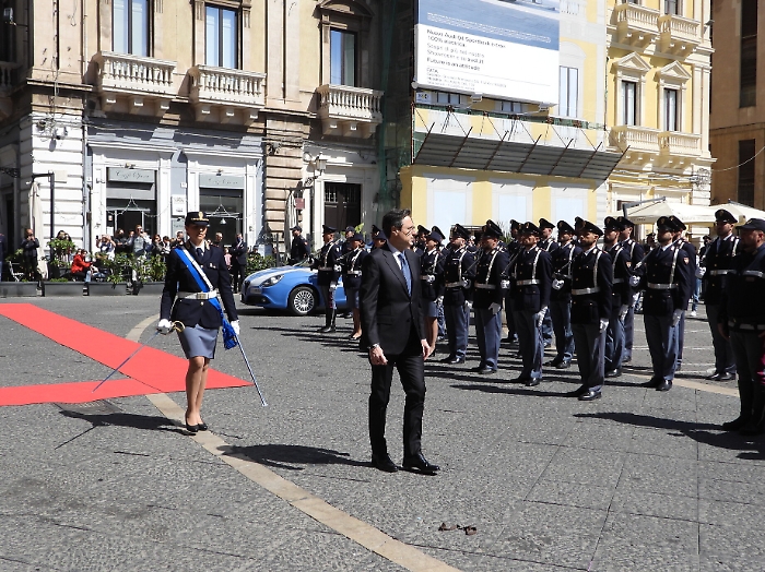 174750067-9c5aeb6d-e9d9-4a8a-8f7b-12e8149641b3