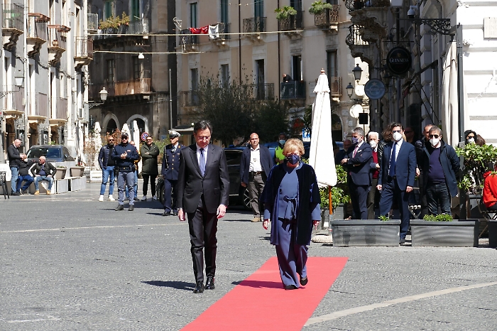 174819761-7db8b2e9-6d5c-43b8-818f-746a7fe48579