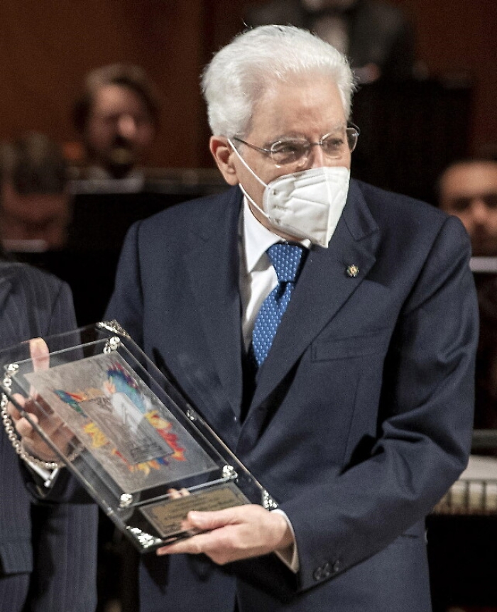 190956778-70ce9da8-0079-4ef7-8af0-4e9d0f7bb608