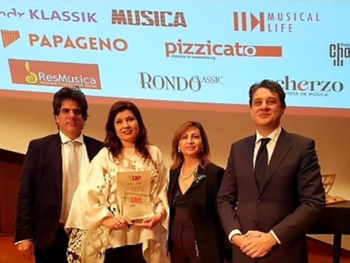 140749409-7e2bbe63-16d1-457e-ad71-89b79d3c0656