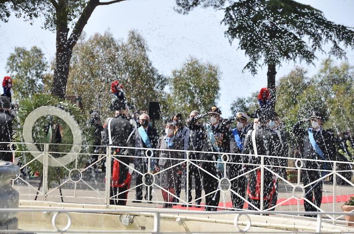 095413408-d6fc0a8e-6d70-437a-9d44-5ee6de1cf390