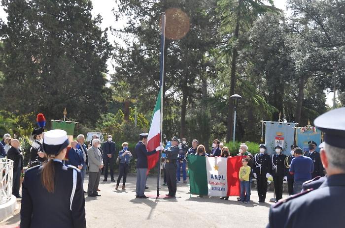 095413604-e8873863-8331-4521-a939-b60a915b0aea