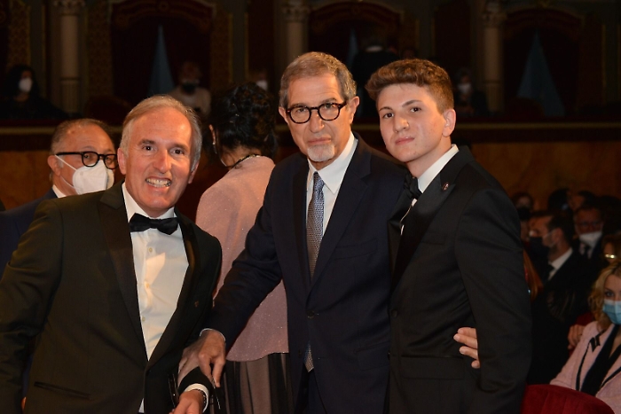 150738201-ecdcb3a0-fd03-444c-8aff-a06e0bd9c036