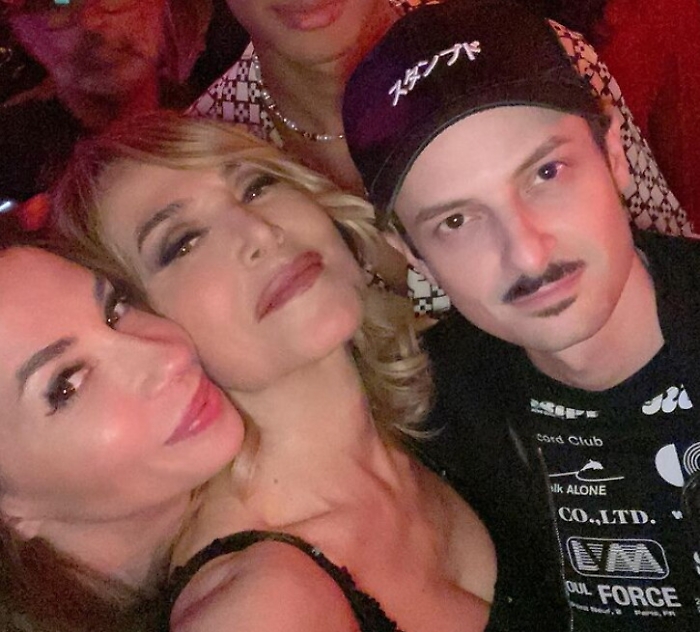 161821608-552bd9ff-931e-4d17-8e76-811d37167fa7