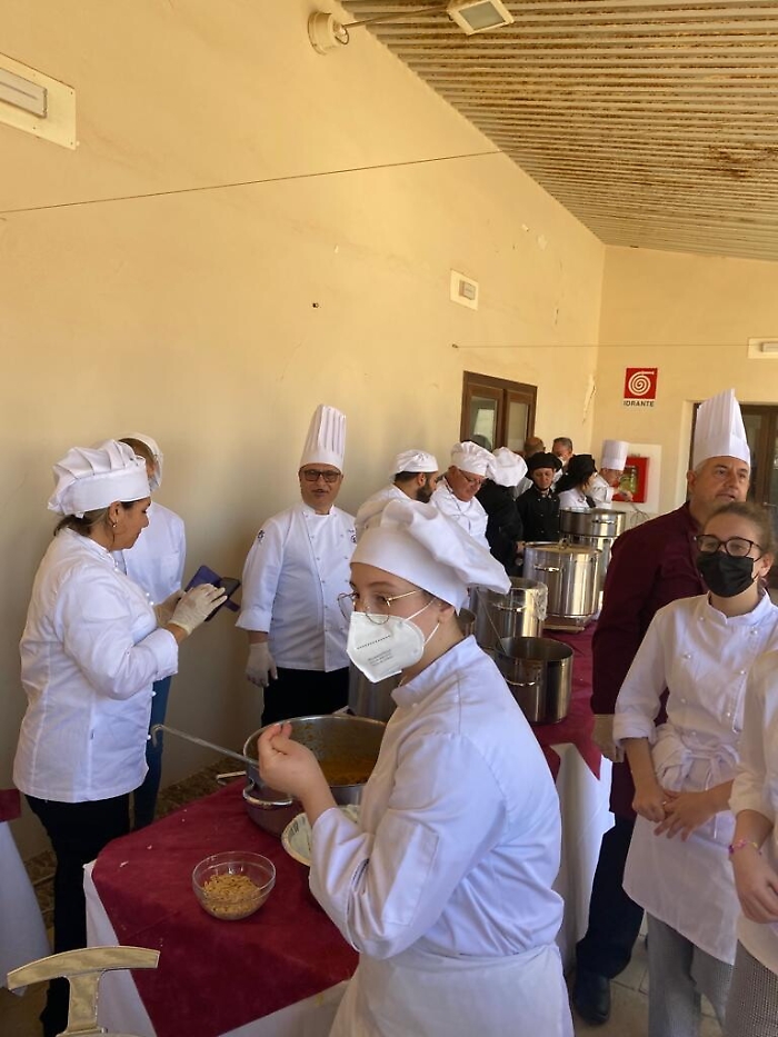 172137589-227bece2-6e0b-4f24-bc64-babe0584cf38