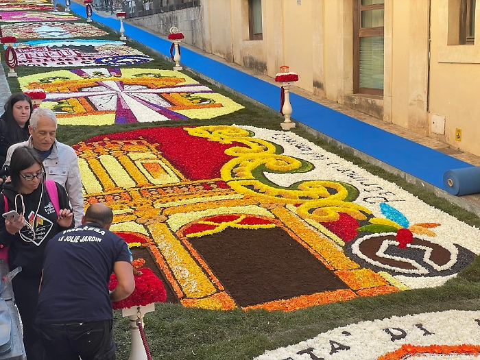 140704773-607674e4-90e5-4ce8-8f0b-bd20a038b1fb