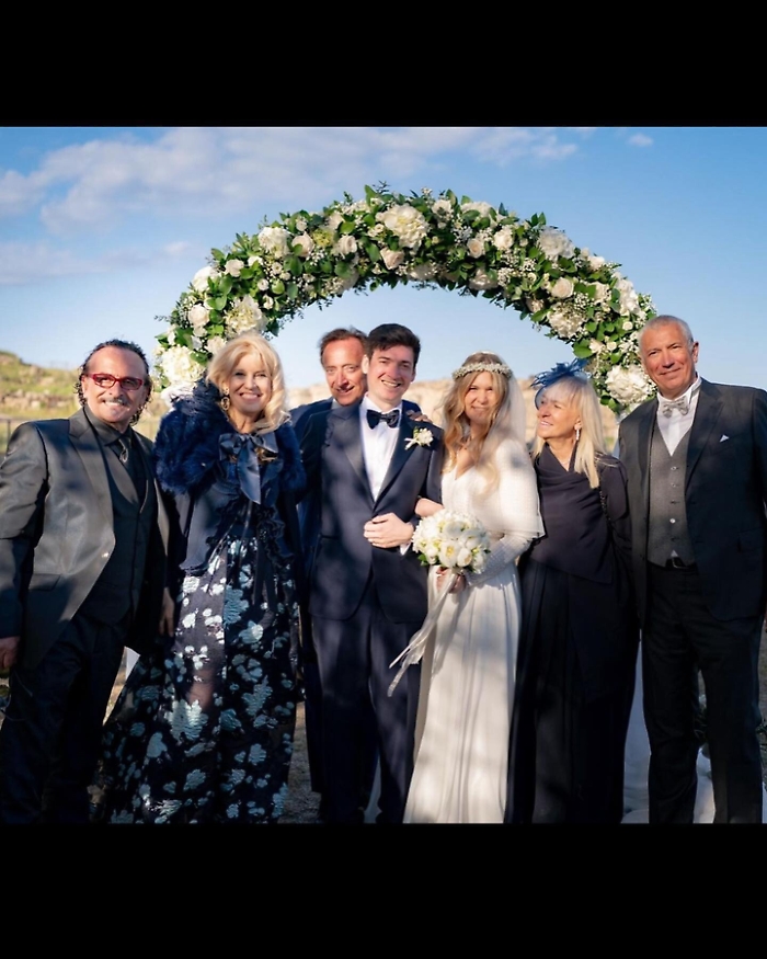 162535383-4c130229-4abf-4b20-8c8e-711f731b2ab5