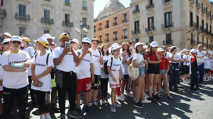 130657689-385aa0d9-ded1-43fc-8f34-e1bec039a901