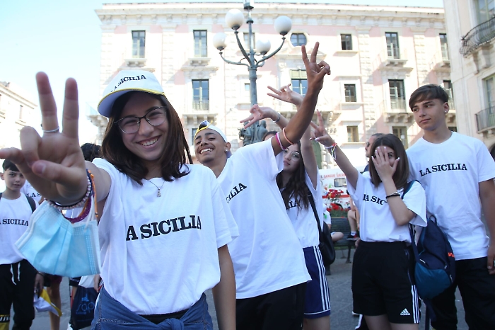 130854972-8c952058-64ef-4c59-8c51-24d58db00e84