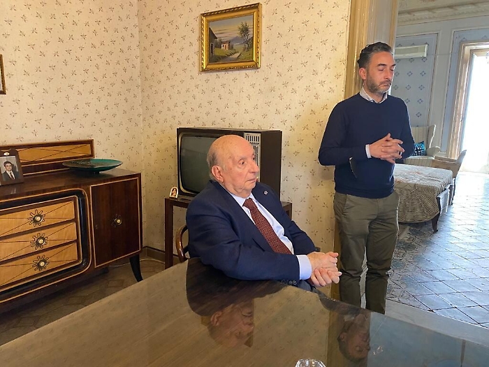 135810070-0b8de96b-2371-4eb7-9ad3-55731b333d98