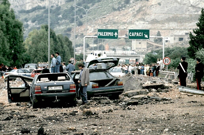 135742174-97b33b03-1445-46ff-8621-6bc67a180c5d