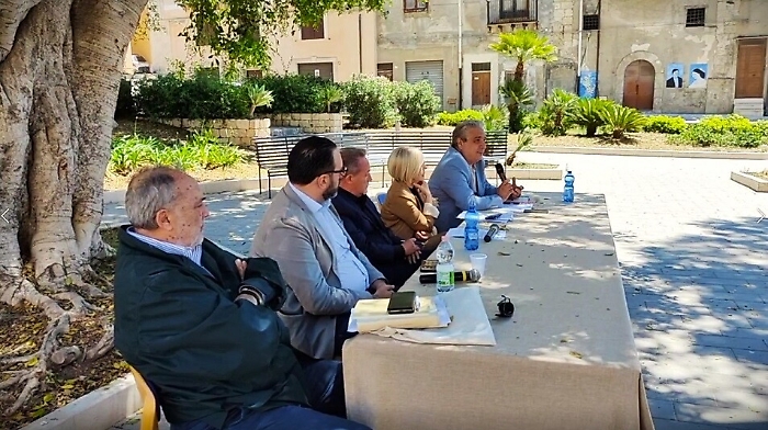 135813023-cca19ac8-72a9-435a-b940-9c3145c0b9ef