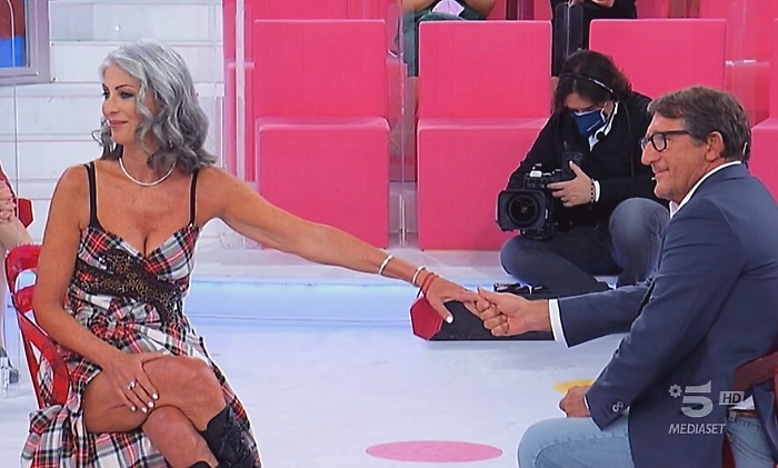 152553749-97b08629-9de3-4c21-8990-66527430ef9f