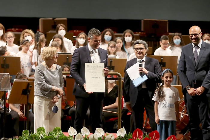 132737526-504b07b6-c2b3-41a0-89a6-c805edb34425