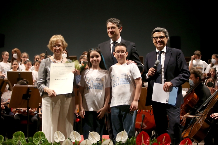 141141504-626d76fc-f14e-4a99-93dd-63e03ebbd3b0