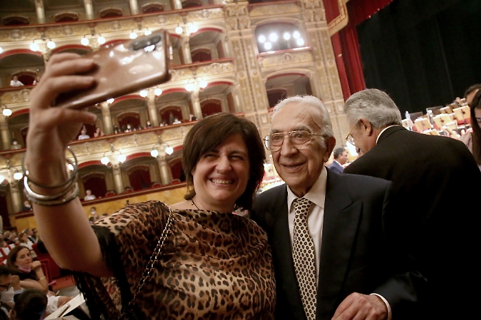 141141636-7f176ab2-a2ee-4c65-8167-15c369b1e675