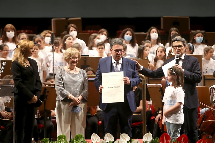 141419603-84232658-9500-4eb1-8952-b455df38b48e