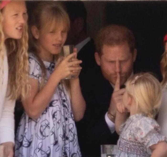 155007710-2379845e-2e5e-480f-b77d-ae5d8bc4aaba