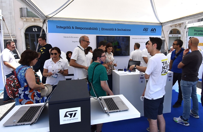 123929686-1b251ecc-30e2-409f-89be-38cc80432613