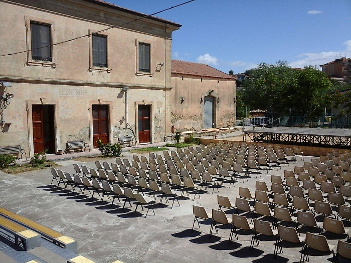 155058369-92571595-bc46-4189-9b6b-4c700e554737