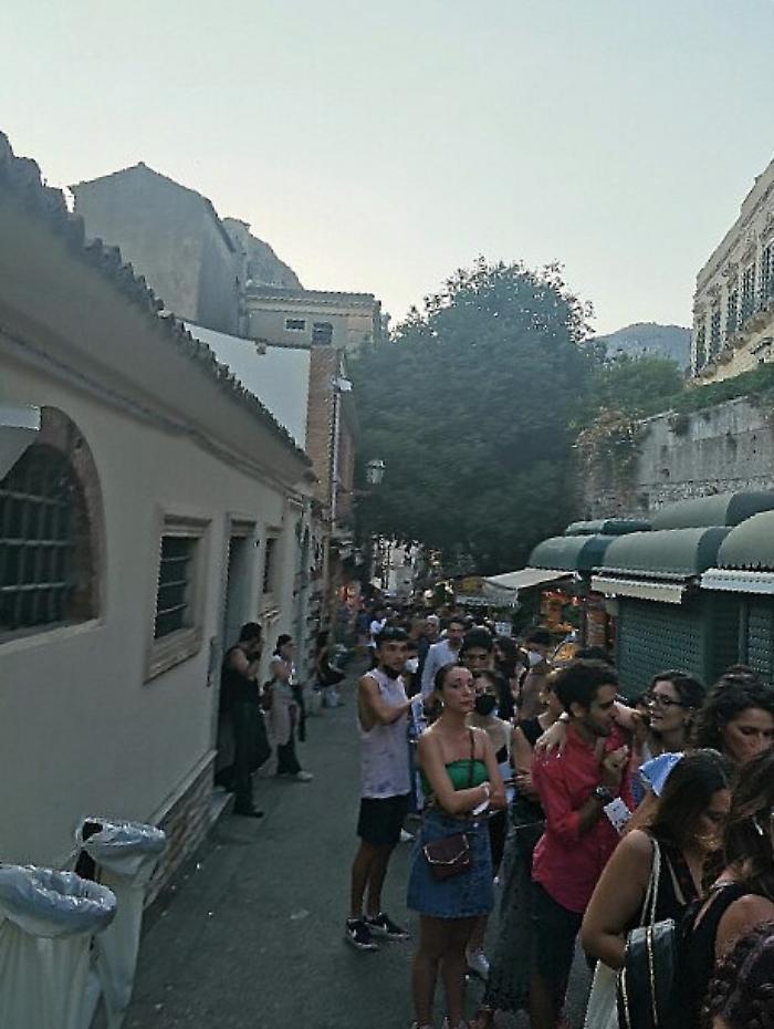 112535930-2595409b-cf40-4103-9f00-9e7c5f34fe69