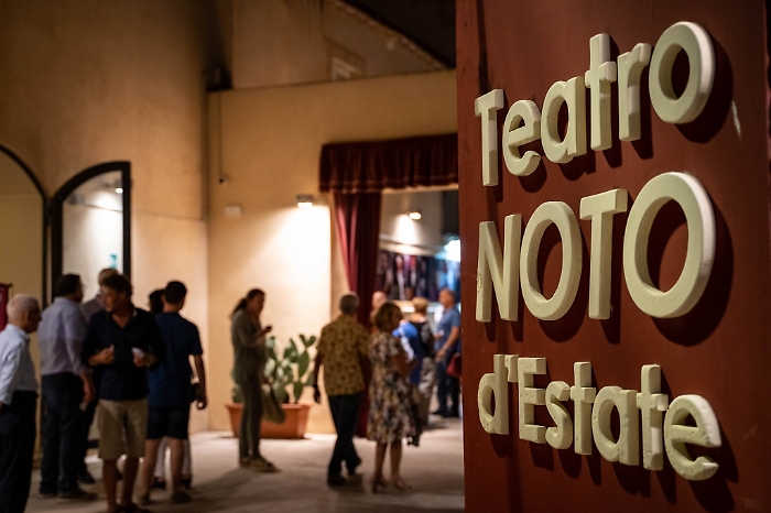 111111803-de9530e0-70c5-447d-add8-ca667629557c