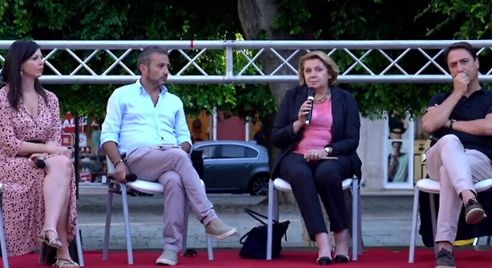 071145185-536cf20b-7c30-43e2-9f4c-b6b585b950f0