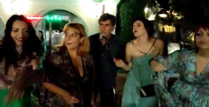 124429153-1bba86b6-8da2-4fab-96f7-f0542f036033