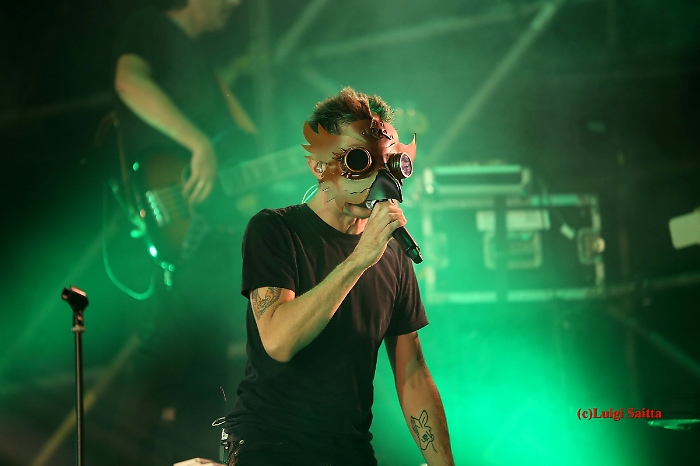 141526993-055b5193-2f01-4d6a-b119-af037b5d7fbe