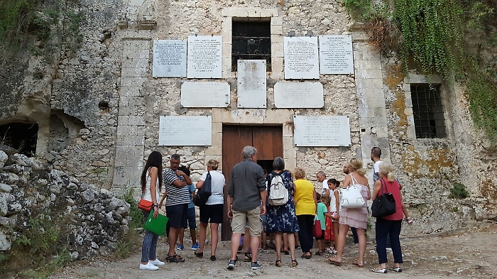 151943753-26713c37-e3e2-462f-ab34-e41cadfff941