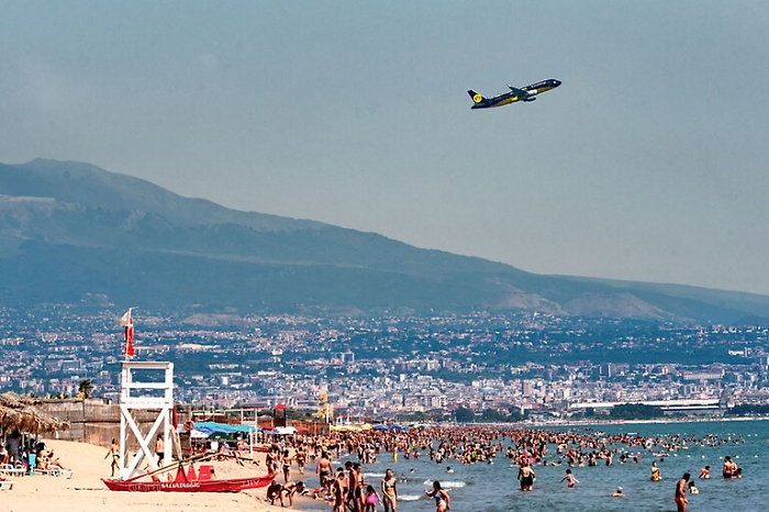 214839656-eef70ab2-3099-49bb-b83c-8ece89399b4a