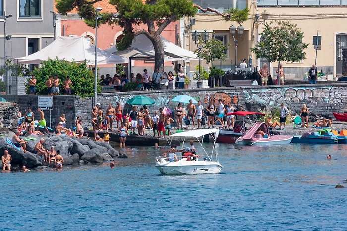 214909331-c5a4e454-241c-48e7-bb3a-706994ac1d8a