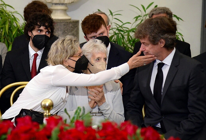 135807751-2c2290f9-9bd6-4830-8ddc-9815be3f7d03