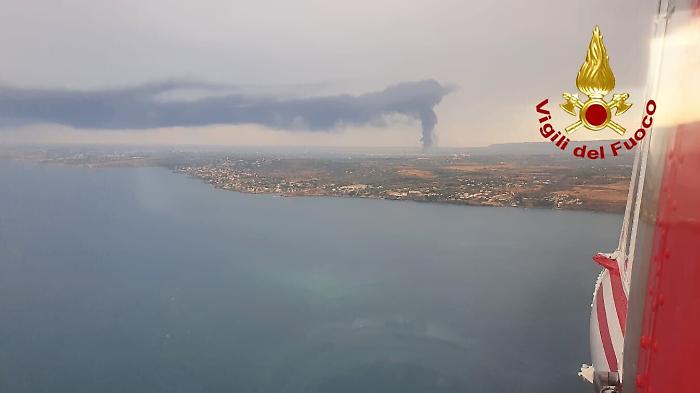 181819074-15ac2362-bf61-4f3f-8b31-484671956f70