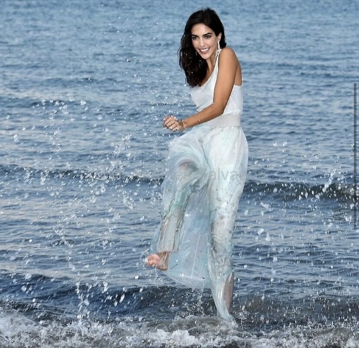 155104818-c15c8027-6ab8-4c5b-8f98-5eed2747b63c