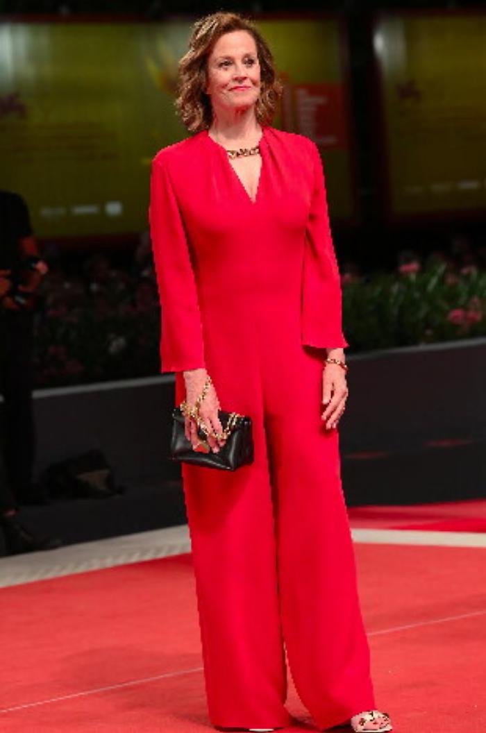 114846863-6d598f03-8059-404f-bdde-1dafe74c9c27