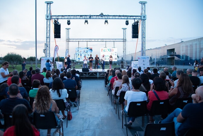 081329353-3ef6b9a6-bf49-4432-973e-fdf4940d8b73