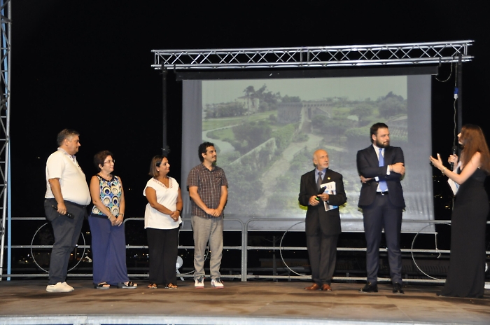 205222366-6bcdfda3-e140-449f-b3ad-368595bdab9c