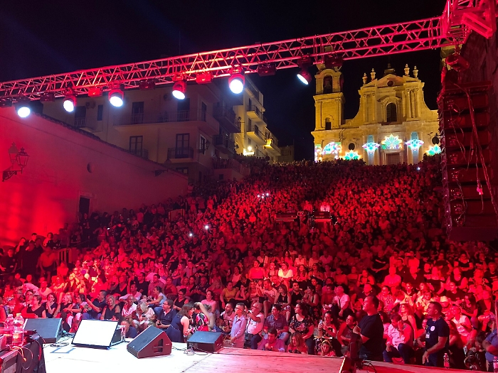 150446563-6d1e8dc1-8adb-4e88-be60-1ebe098d15c5