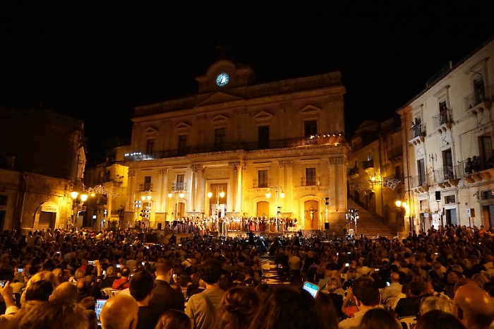 112950018-c971697f-637f-4057-8f20-ee29299dc787